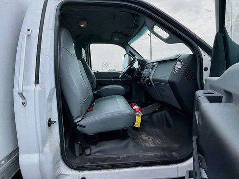 Used 2015 Ford F650 2WD Regular Cab Super Duty image 29