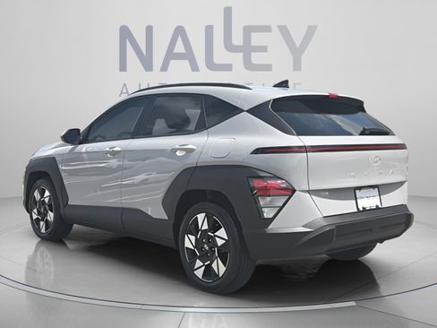 Used 2024 Hyundai Kona SEL FWD image 3