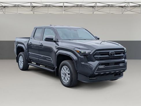 New 2026 Toyota Tacoma SR5 AWD/4WD image 2