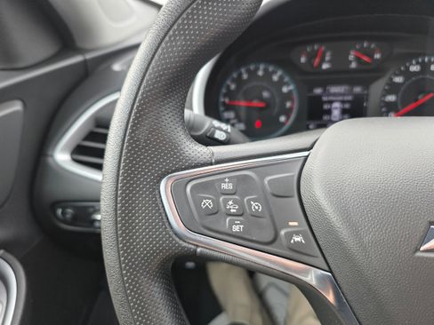 Used 2024 Chevrolet Malibu LT image 15