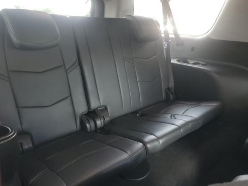 Used 2020 Cadillac Escalade ESV Premium Luxury RWD image 6