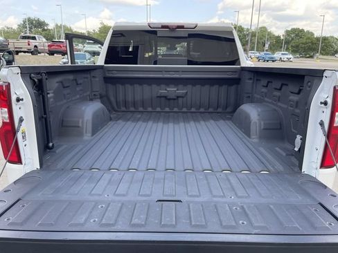 Used 2021 Chevrolet Silverado 1500 LTZ w/ LTZ Premium Package AWD/4WD image 23