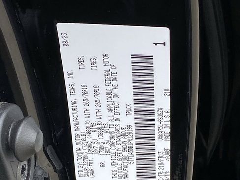 Used 2023 Toyota Tundra SR5 w/ SR5 Convenience Package AWD/4WD image 35