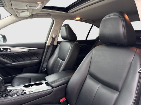 Used 2021 INFINITI Q50 Luxe RWD image 15