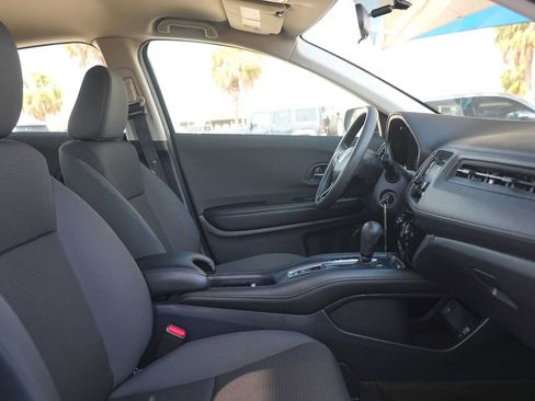 Used 2022 Honda HR-V LX image 15