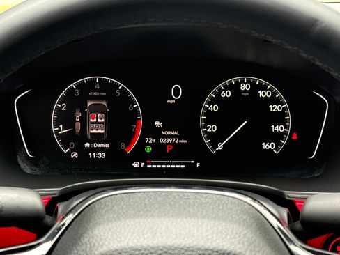 Used 2025 Honda Civic Sport image 32