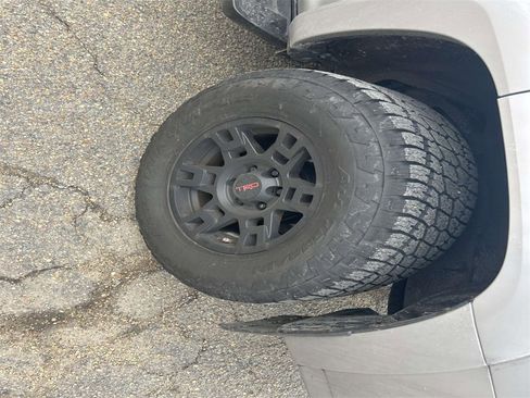 Certified 2021 Toyota 4Runner TRD Off-Road Premium image 11