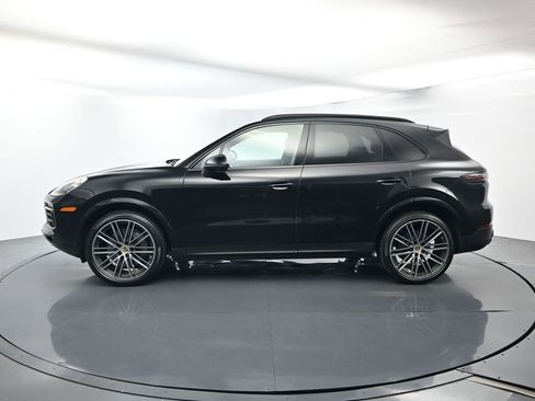 Certified 2021 Porsche Cayenne S AWD/4WD image 2