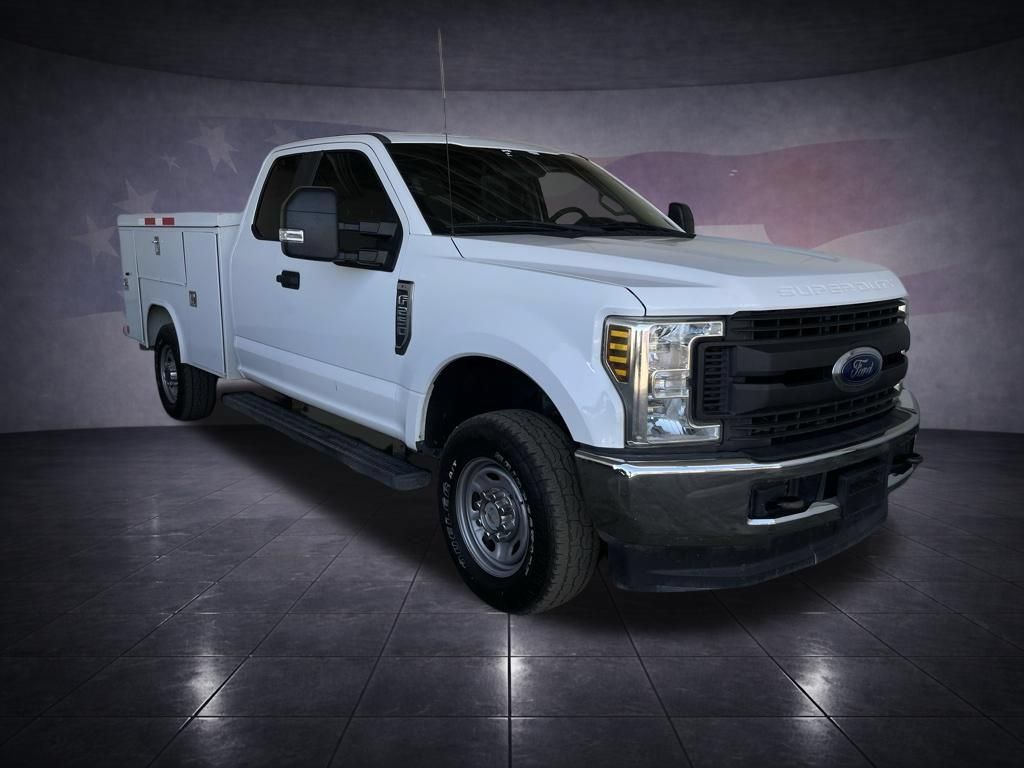 Used 2018 Ford F250 XL w/ Power Equipment Group AWD/4WD image 7