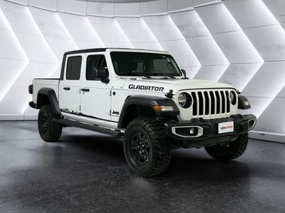 Used 2023 Jeep Gladiator Sport w/ Trailer Tow Package