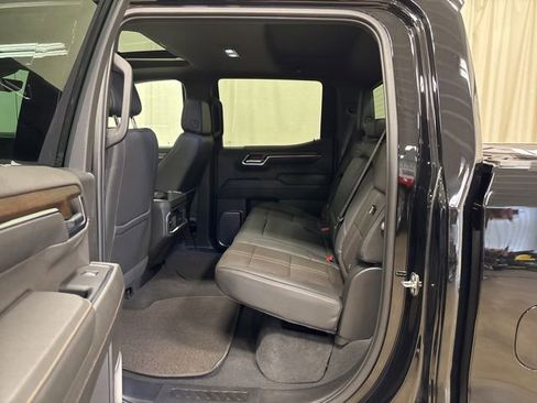 Used 2024 Chevrolet Silverado 1500 High Country w/ Midnight Edition image 21