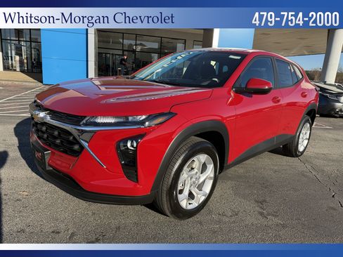 New 2026 Chevrolet Trax LS w/ LS Convenience Package image 1