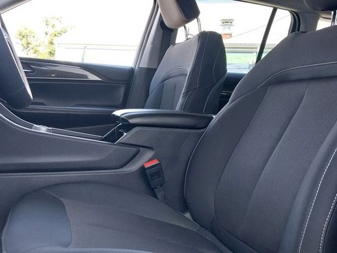 Certified 2023 Jeep Grand Cherokee Laredo image 17