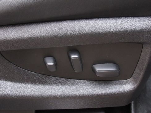 Used 2019 GMC Yukon XL SLT w/ Open Road Package image 22