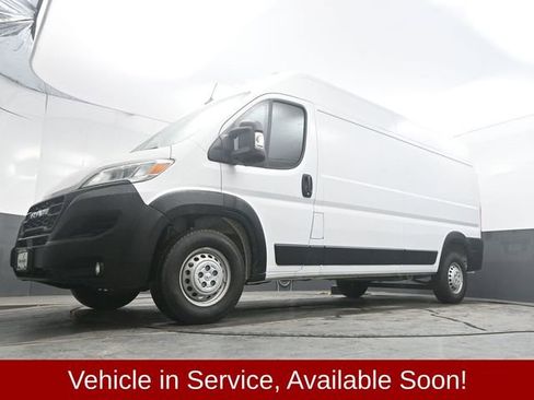 Used 2025 RAM ProMaster 2500 w/ Convenience Group image 32