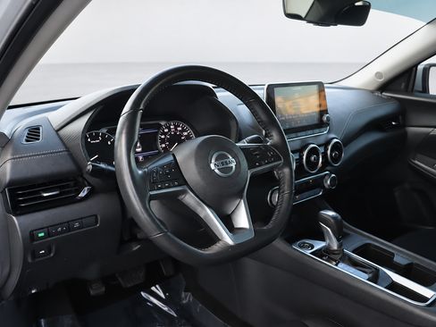 Used 2022 Nissan Sentra SV w/ Lighting Package FWD image 26