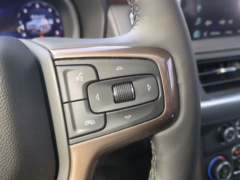 Used 2023 Chevrolet Tahoe High Country image 16