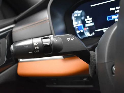 Used 2024 Mitsubishi Outlander SEL FWD image 25