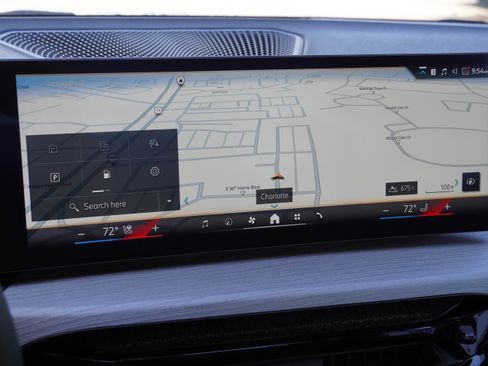 Certified 2025 BMW 330i Sedan RWD image 26