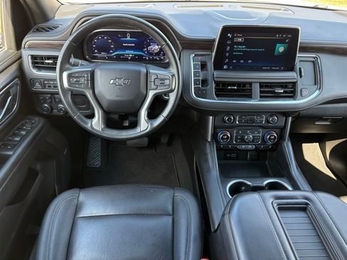 Used 2023 Chevrolet Suburban Z71 image 11