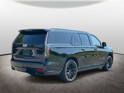 Used 2022 Cadillac Escalade ESV Sport w/ Touring Package AWD/4WD image 2