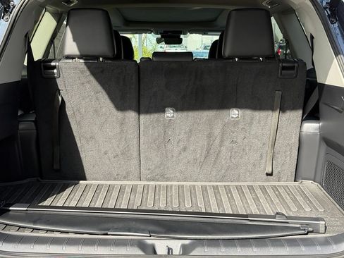 Certified 2024 Toyota Grand Highlander AWD image 11