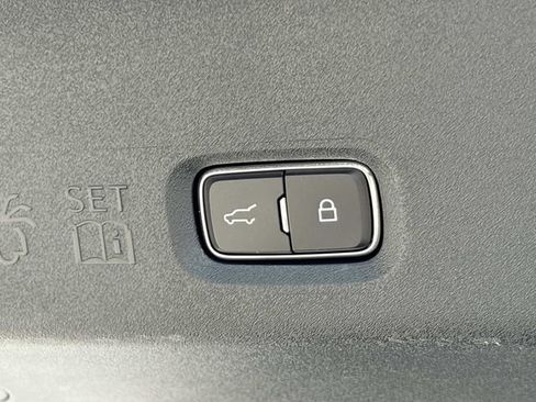 New 2026 Ford Expedition Active RWD image 13