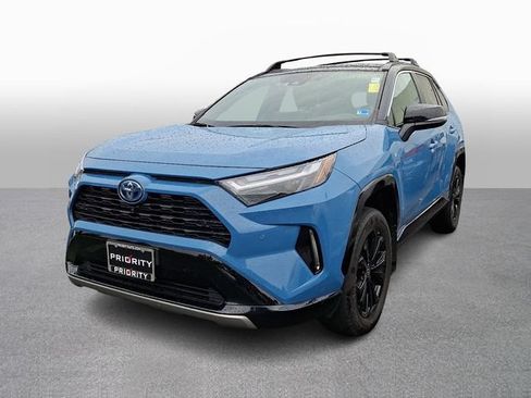 Used 2023 Toyota RAV4 XSE AWD/4WD image 1
