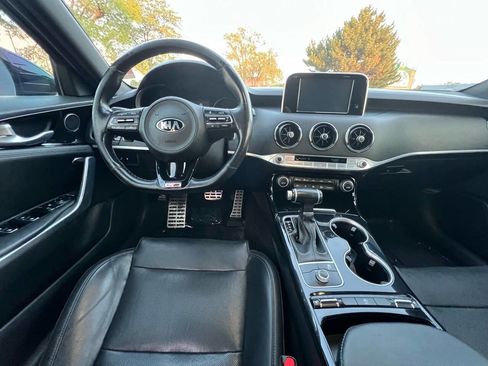 Used 2020 Kia Stinger GT-Line image 12