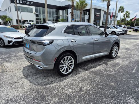 Used 2025 Buick Envision Avenir AWD/4WD image 4