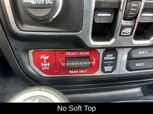Certified 2023 Jeep Gladiator Rubicon w/ LED Lighting Group AWD/4WD image 19