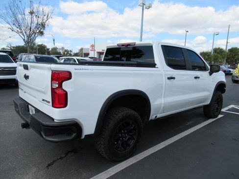 Certified 2024 Chevrolet Silverado 1500 ZR2 w/ Technology Package AWD/4WD image 9