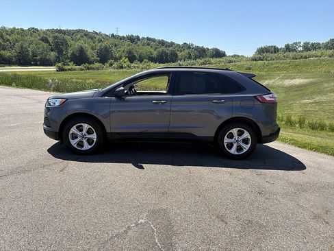 Used 2022 Ford Edge SE AWD/4WD image 2