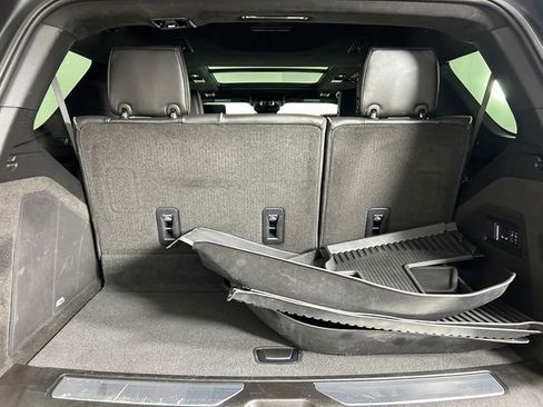 Certified 2025 Cadillac Escalade Sport Platinum w/ LPO, Floor Liner Package image 25