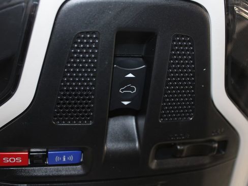 Used 2022 Subaru Outback Limited image 52