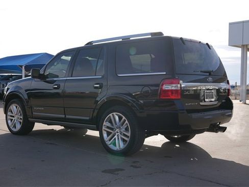 Used 2017 Ford Expedition Platinum image 6