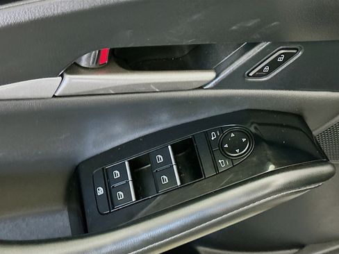 Used 2024 MAZDA CX-30 AWD 2.5 S w/ Select Sport Pkg image 15