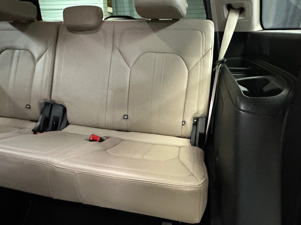 Used 2024 Ford Expedition Limited AWD/4WD image 24