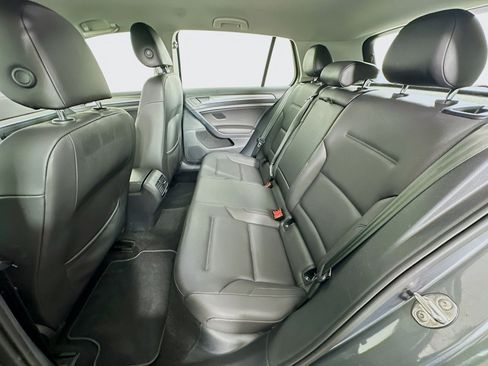 Used 2019 Volkswagen e-Golf SEL Premium FWD image 28