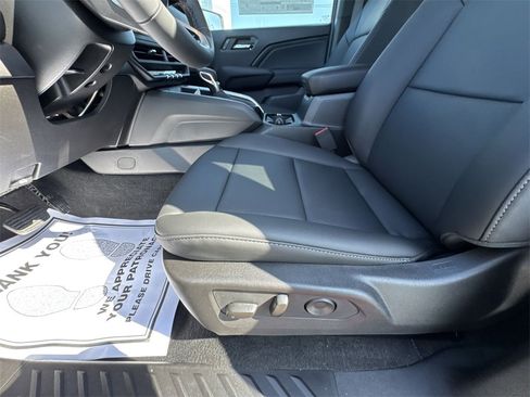 New 2026 Chevrolet Colorado LT w/ LT Convenience Package image 12