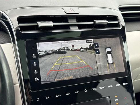 Used 2024 Hyundai Tucson Limited AWD/4WD image 11