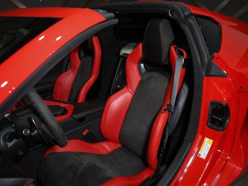 Used 2021 Chevrolet Corvette Stingray Premium Cpe w/ Engine Appearance Package image 7