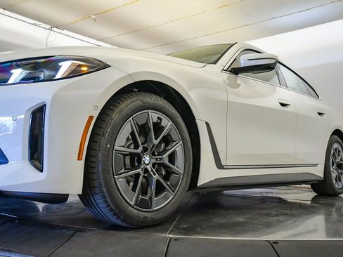 New 2026 BMW i4 xDrive40i w/ Premium Package image 9