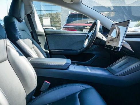 Used 2024 Tesla Model 3 Standard Range image 17