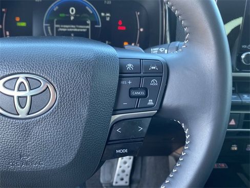 Used 2025 Toyota Camry XSE image 24