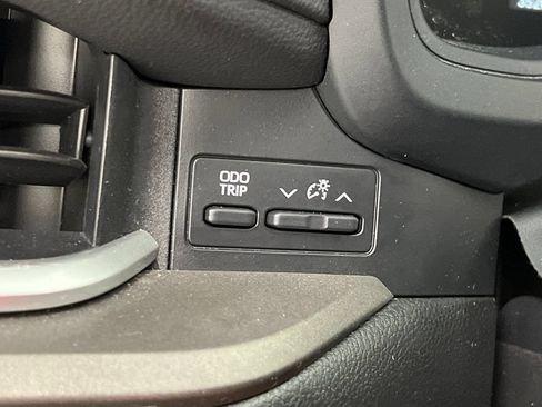 Used 2025 Toyota Grand Highlander FWD image 57