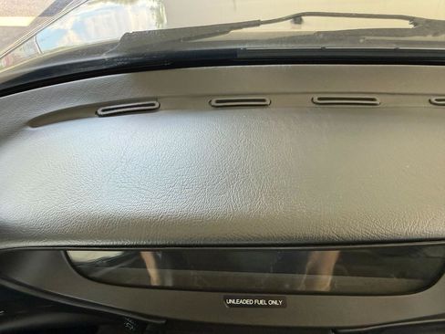 Used 1988 Porsche 944 Coupe RWD image 30