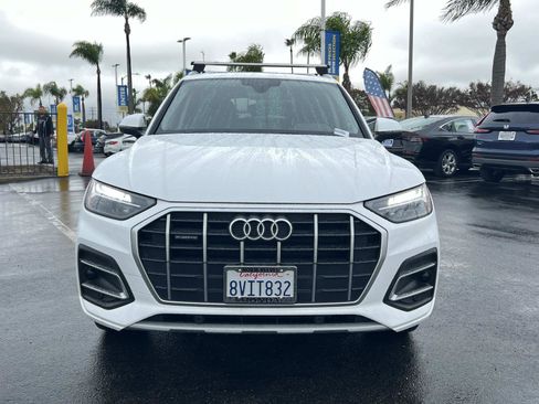 Used 2021 Audi Q5 Premium w/ Convenience Package image 4