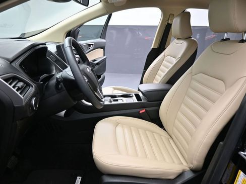 Certified 2023 Ford Edge SEL w/ Convenience Package AWD/4WD image 10