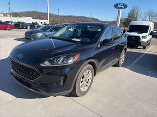 Used 2021 Ford Escape SE video 2